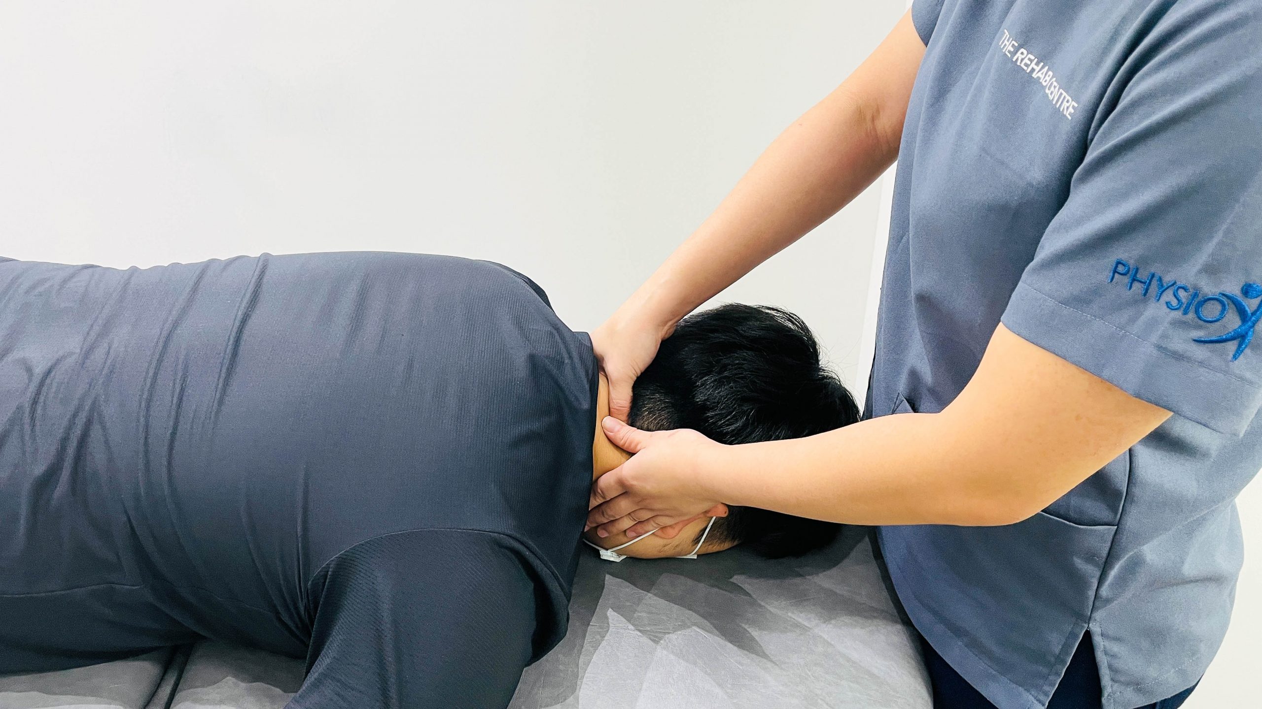 Pinched Nerve (Neck) - Physiotherapy Treatment Singapore. Fast pain relief.  Time for a fuller life.